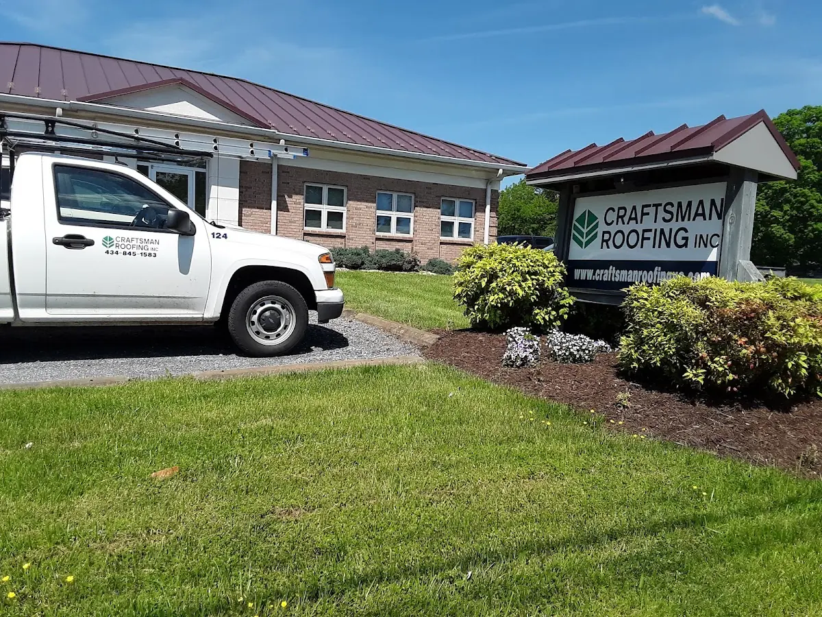Quality Roof Replacement by experienced craftsmen in Rockford